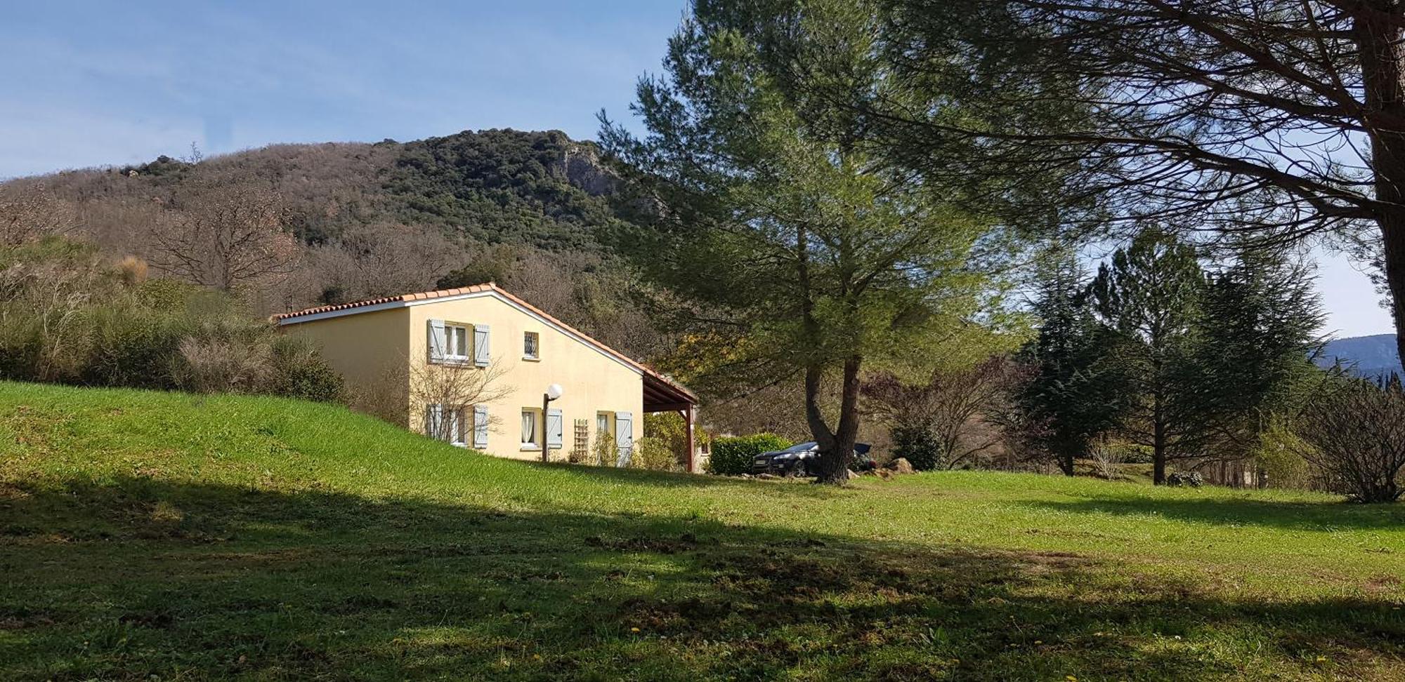 Вилла Evasion En Pays Cathare Кийан Экстерьер фото
